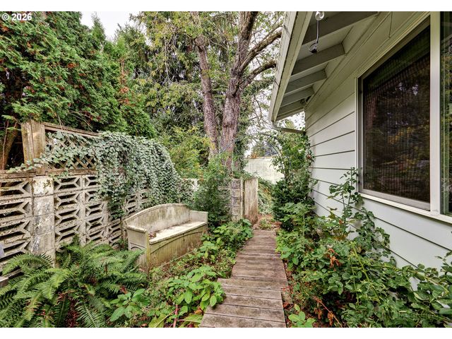 7752 Se HARRISON St, Milwaukie, OR 97222