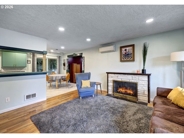 7752 Se HARRISON St, Milwaukie, OR 97222