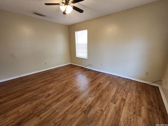 929 OHIO ST, New Braunfels, TX 78130