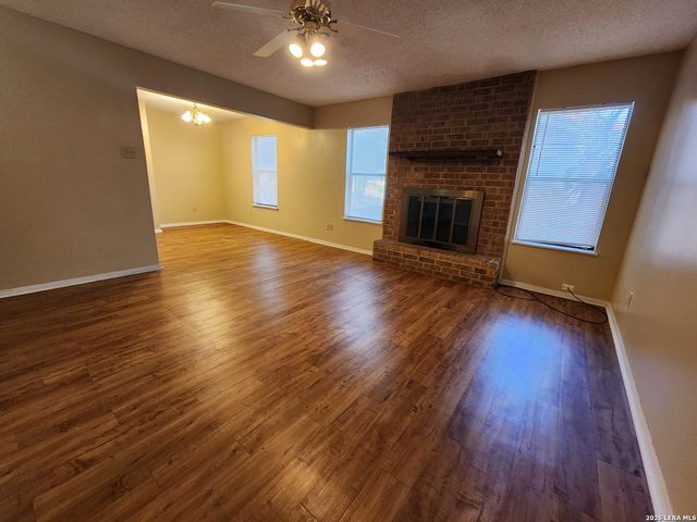 929 OHIO ST, New Braunfels, TX 78130