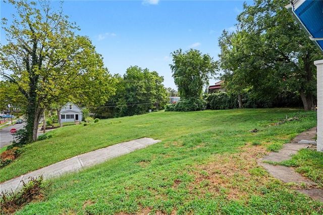 6039 E 14TH Street, Kansas City, MO 64126