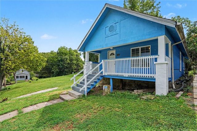 6039 E 14TH Street, Kansas City, MO 64126