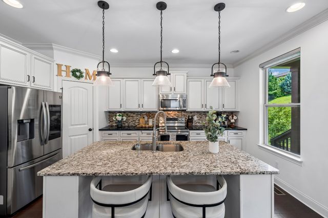 4216 Stone Hall Blvd, Hermitage, TN 37076