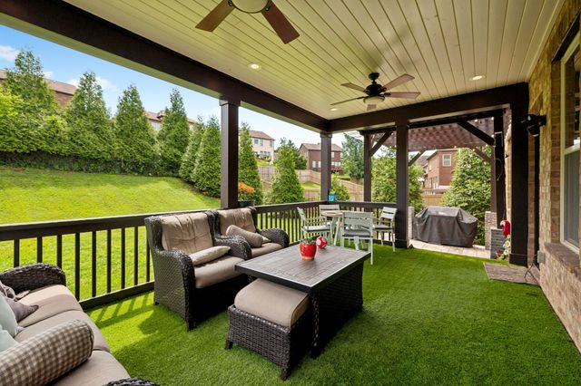 4216 Stone Hall Blvd, Hermitage, TN 37076