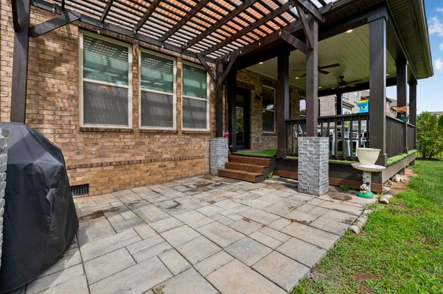 4216 Stone Hall Blvd, Hermitage, TN 37076
