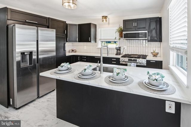 123 FOLSOM AVE., Folsom, PA 19033