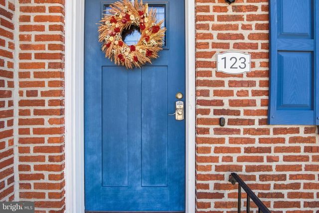 123 FOLSOM AVE., Folsom, PA 19033