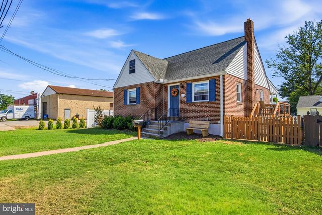 123 FOLSOM AVE., Folsom, PA 19033