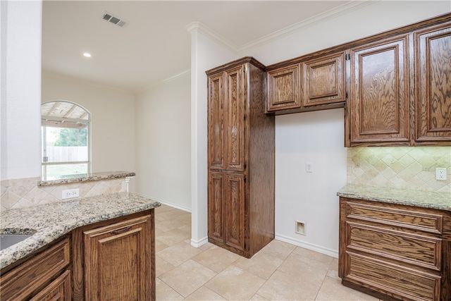 3829 Holland Dr, Corpus Christi, TX 78418