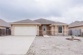 3829 Holland Dr, Corpus Christi, TX 78418