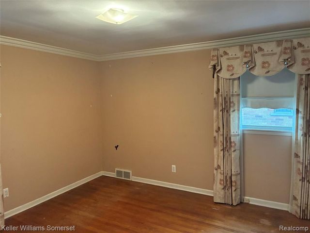 18031 Mott Avenue, Eastpointe, MI 48021