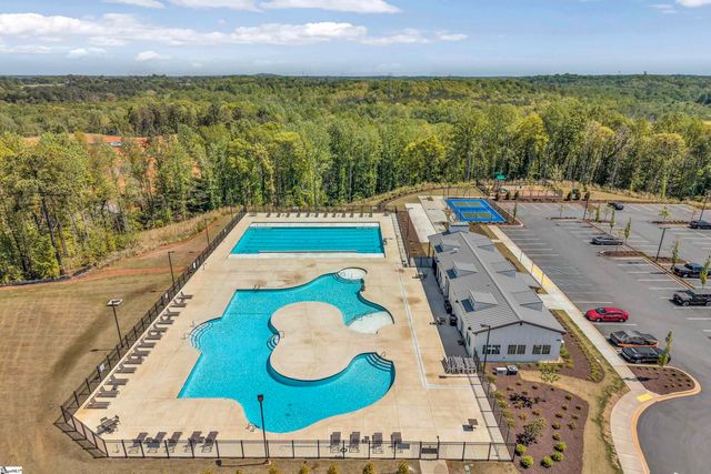 76 Oak Edge Lane, Greer, SC 29651