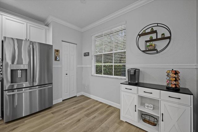 627 Castle Drive, Palm Beach Gardens, FL 33410