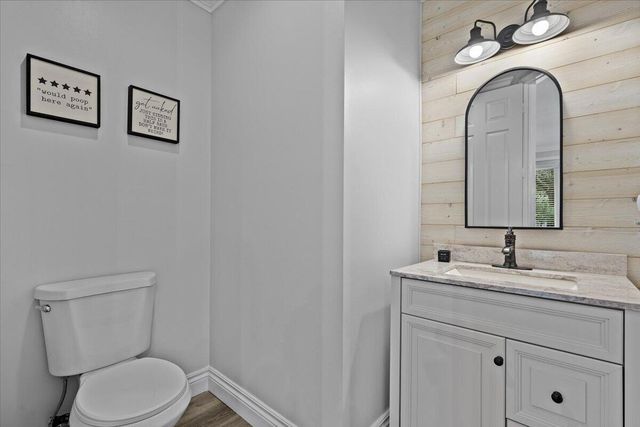 627 Castle Drive, Palm Beach Gardens, FL 33410