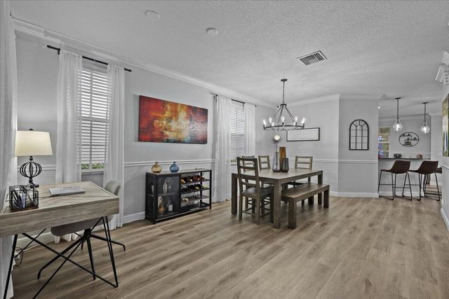 627 Castle Drive, Palm Beach Gardens, FL 33410