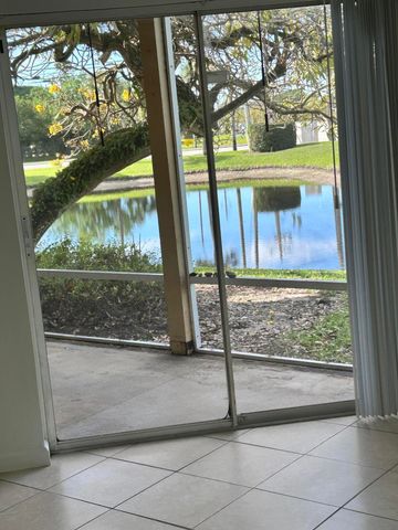 4863 Via Palm Lakes 808, West Palm Beach, FL 33417