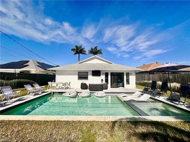 754 105th AVE N, Naples, FL 34108