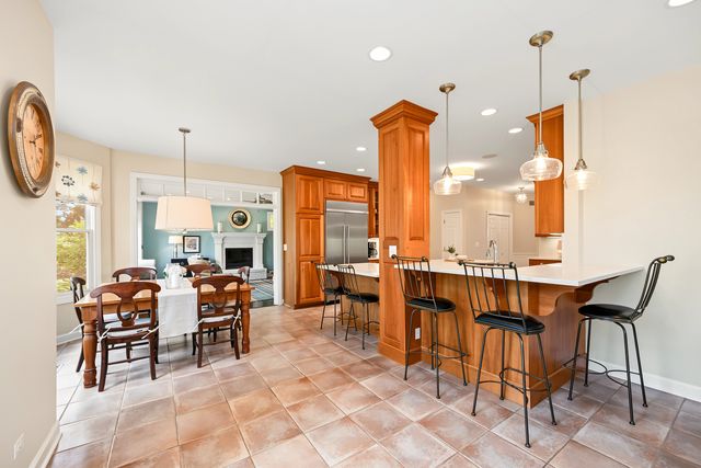 1028 Shady Lane, Glen Ellyn, IL 60137