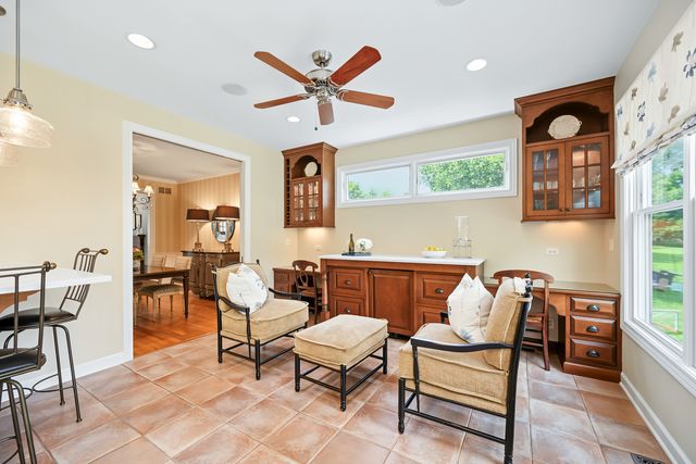 1028 Shady Lane, Glen Ellyn, IL 60137