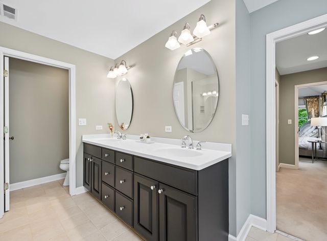 1028 Shady Lane, Glen Ellyn, IL 60137