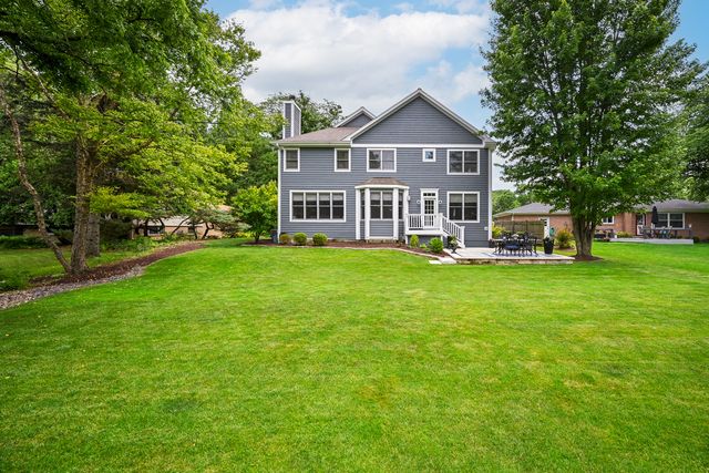 1028 Shady Lane, Glen Ellyn, IL 60137