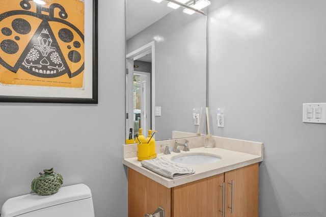 325 7Th 308, San Diego, CA 92101