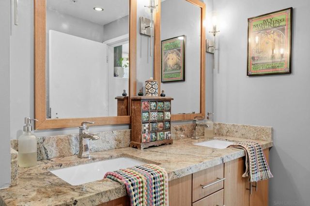 325 7Th 308, San Diego, CA 92101