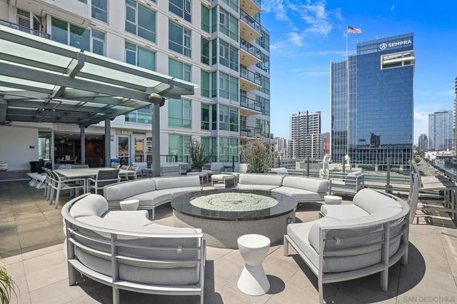 325 7Th 308, San Diego, CA 92101