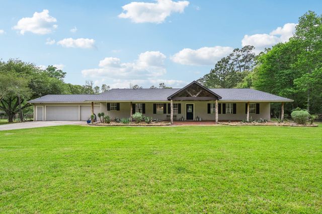 16303 Cimmaron Drive, Stagecoach, TX 77355