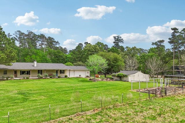 16303 Cimmaron Drive, Stagecoach, TX 77355