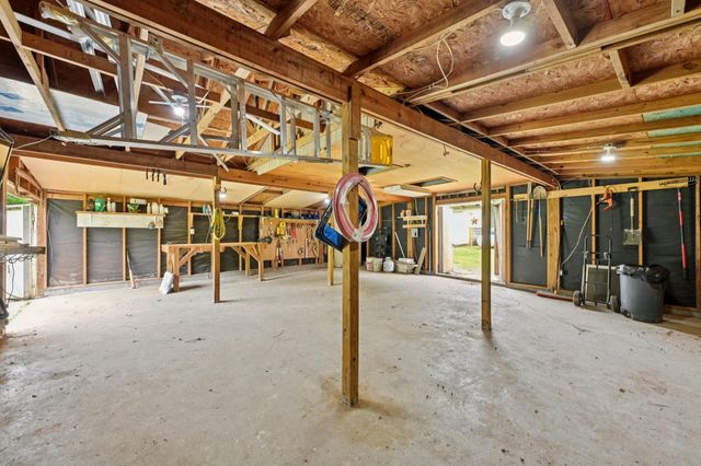 16303 Cimmaron Drive, Stagecoach, TX 77355