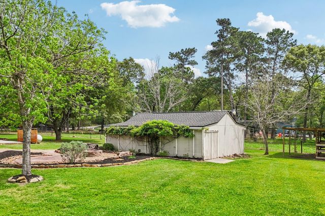 16303 Cimmaron Drive, Stagecoach, TX 77355