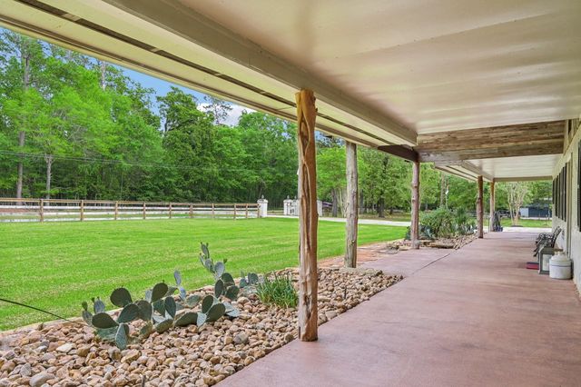 16303 Cimmaron Drive, Stagecoach, TX 77355