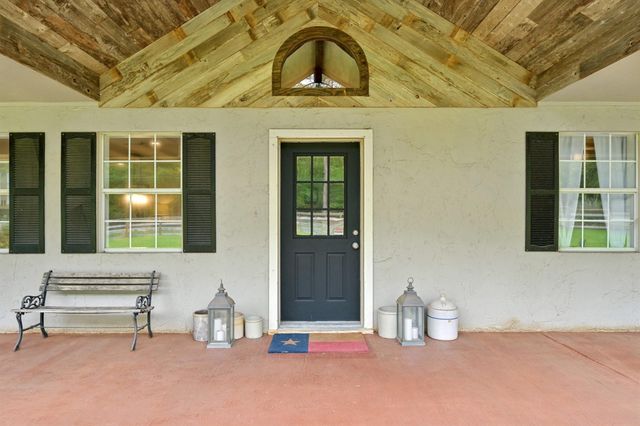 16303 Cimmaron Drive, Stagecoach, TX 77355