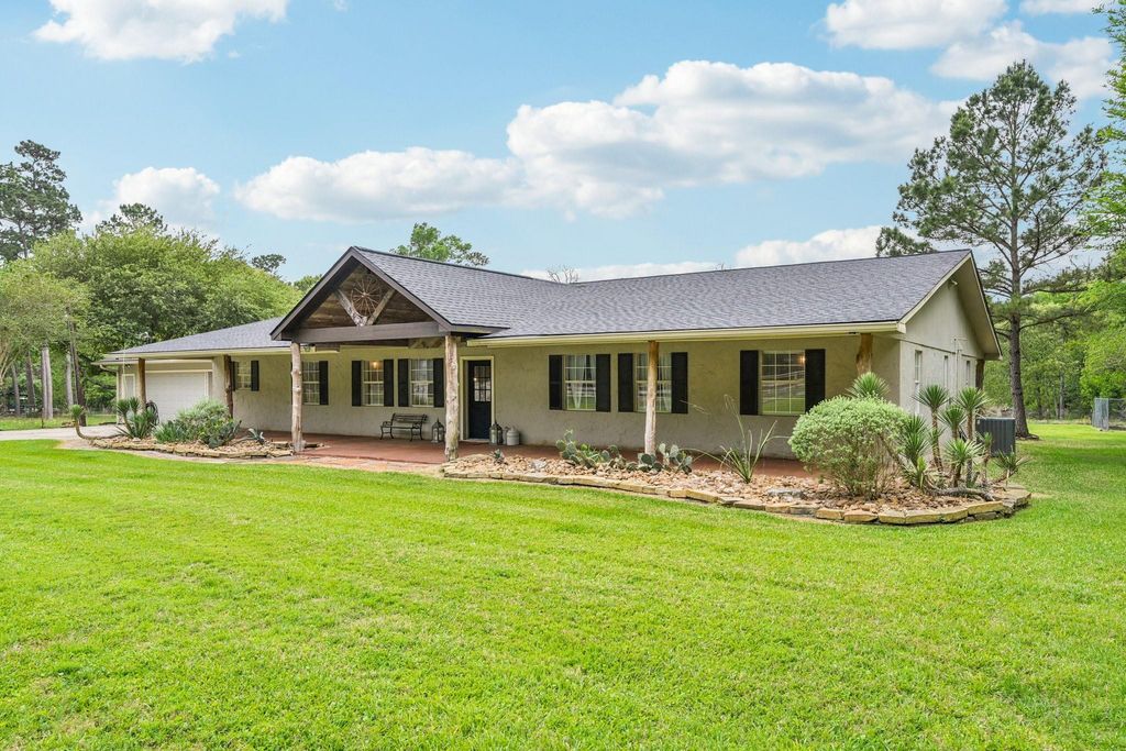 16303 Cimmaron Drive, Stagecoach, TX 77355