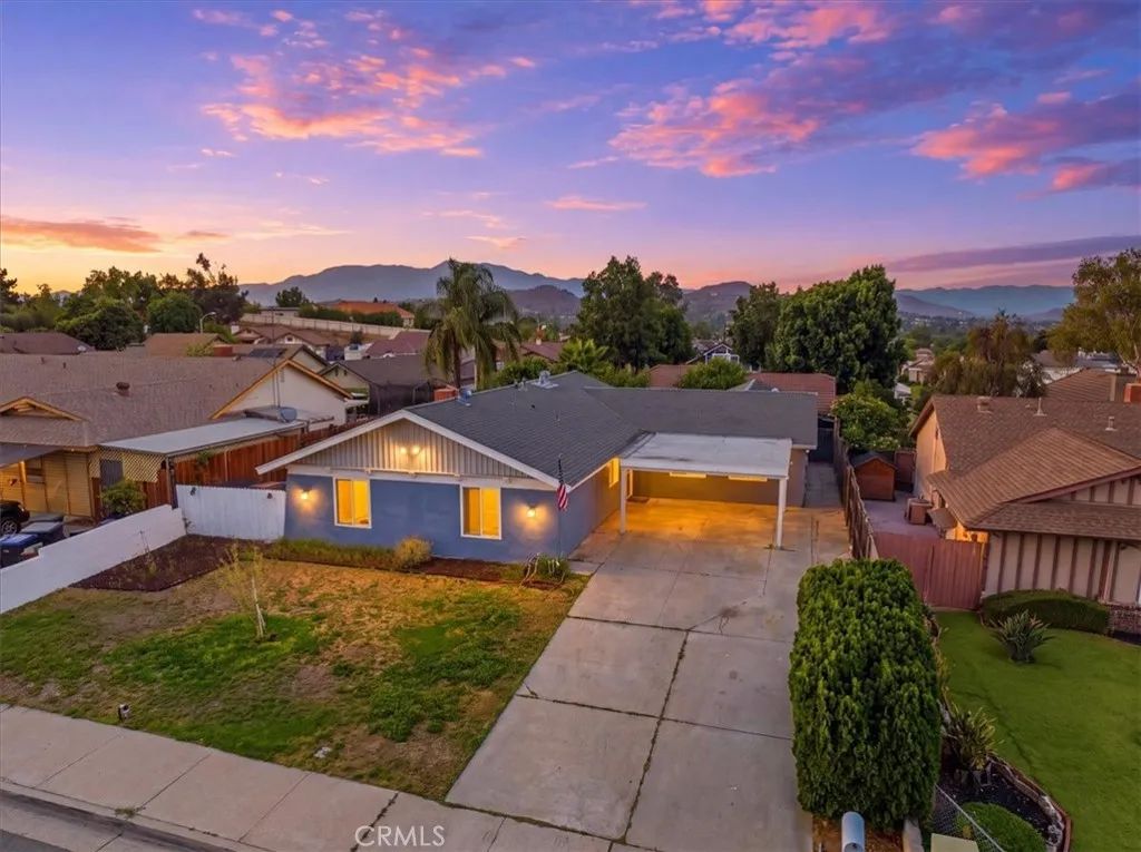 5985 Kitty Hawk Drive, Riverside, CA 92504