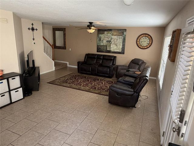 3858 ISLAND WAY, St Petersburg, FL 33705