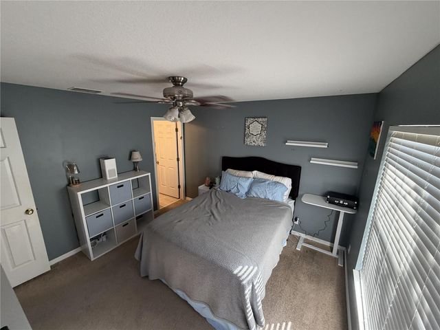 3858 ISLAND WAY, St Petersburg, FL 33705