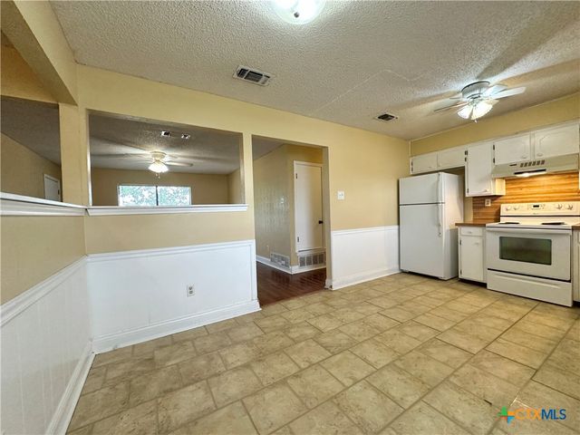 2101 Spicewood Drive, Killeen, TX 76543