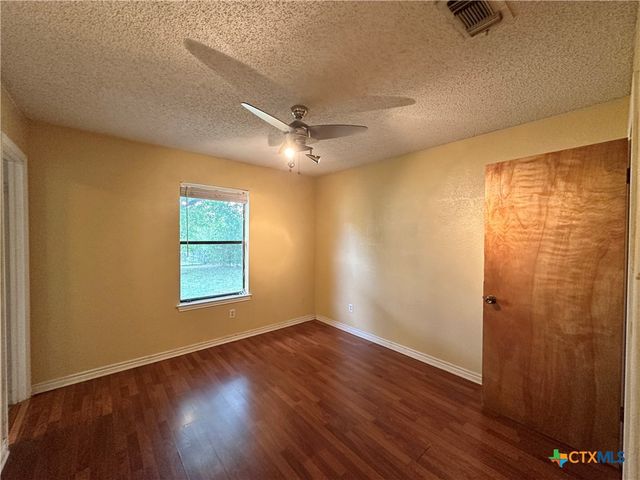 2101 Spicewood Drive, Killeen, TX 76543