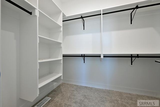 831 E 1560 N, Shelley, ID 83274