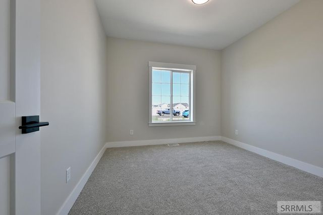 831 E 1560 N, Shelley, ID 83274