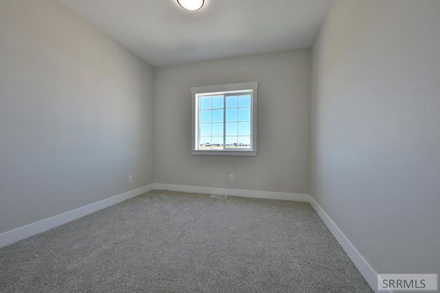 831 E 1560 N, Shelley, ID 83274