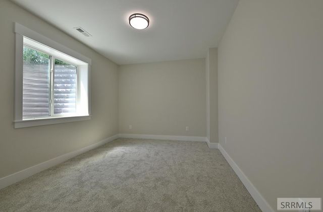 831 E 1560 N, Shelley, ID 83274