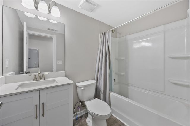 10 Caroline Drive, Stockbridge, GA 30281