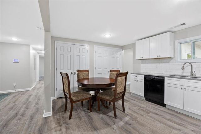 10 Caroline Drive, Stockbridge, GA 30281