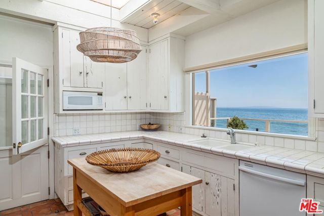 24216 Malibu Road, Malibu, CA 90265