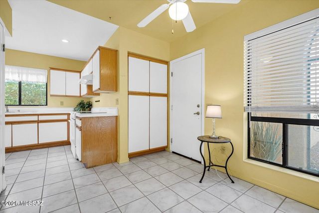 64510 E Canyon Shadows Lane, Tucson, AZ 85739