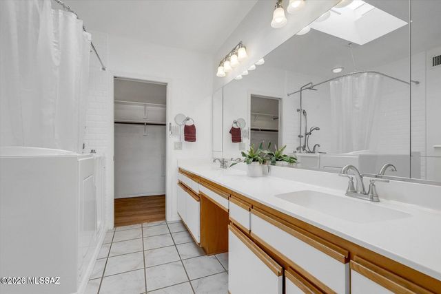 64510 E Canyon Shadows Lane, Tucson, AZ 85739