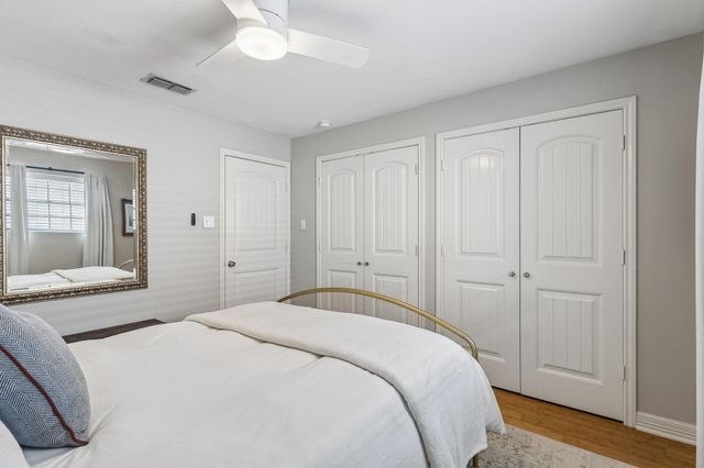 1307 Norwalk LN 203, Austin, TX 78703